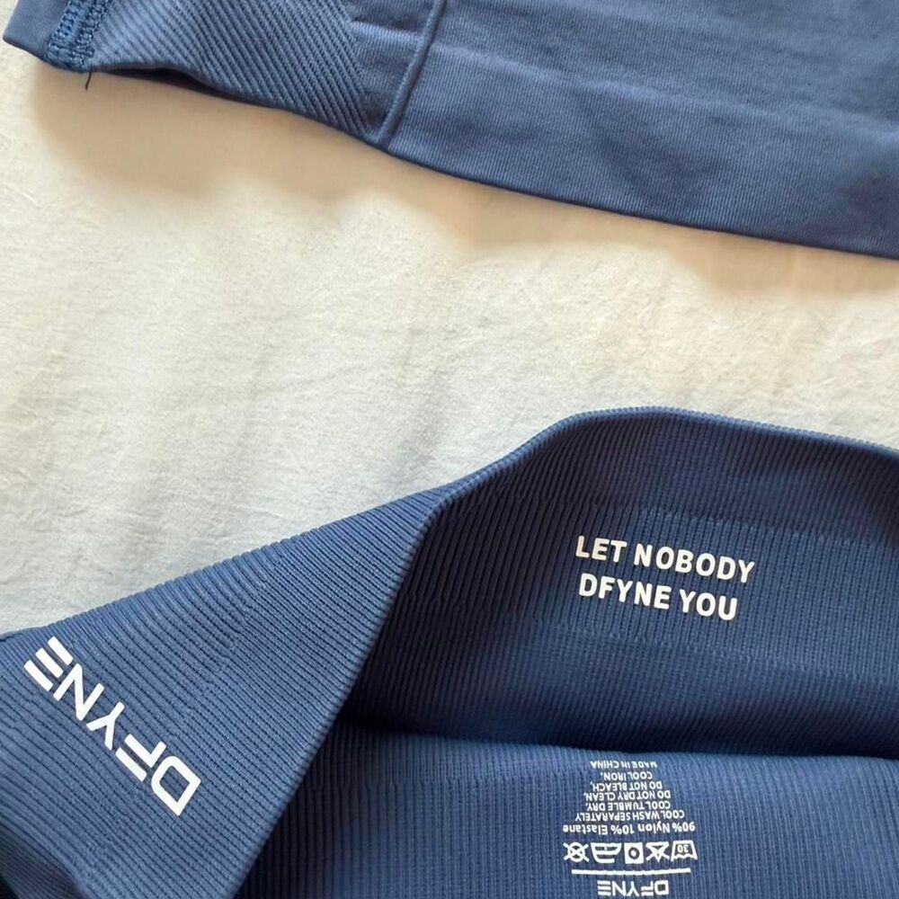 Dfyne Women's Navy and Blue Leggings - Picture 3 of 4